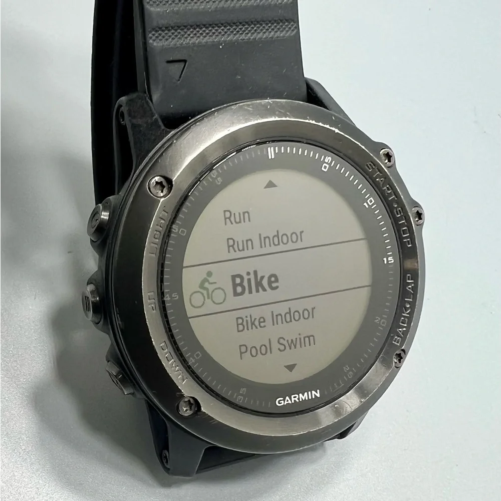Garmin Fenix 3 HR Multisport Training GPS Watch